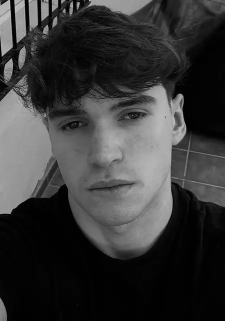 Soy Mario, 24 años de Mostoles, busco conocer gente para chatear