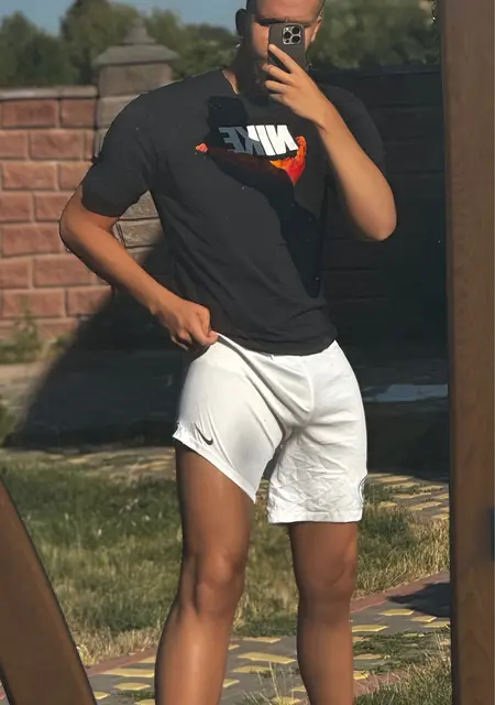 Nikolay з Кам’янця-Подільського, шукаю на сайті знайомства на одну ніч