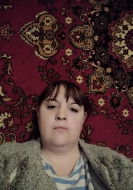 Людмила из Чернигова, мне 37, познакомлюсь на одну ночь