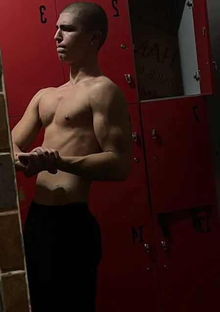 Bohdan из Долинской, мне 24, познакомлюсь для совместных путешествий