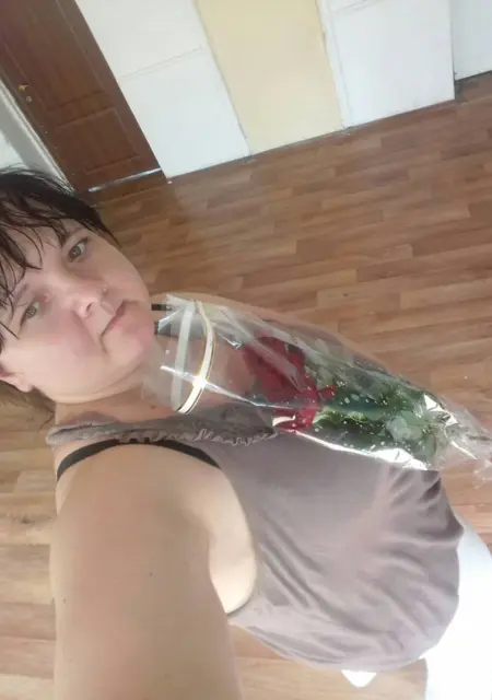 Я Nataha, 38, знакомлюсь для приятного времяпровождения в Мариуполе