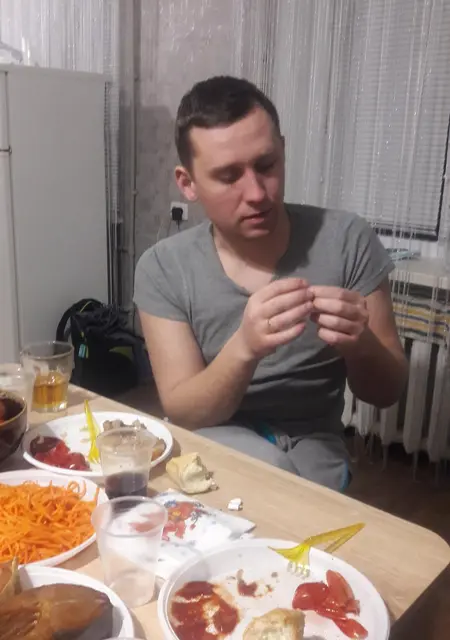 Я Андрей, 31 років, знайомлюсь для приємного проведення часу у Бахмуте