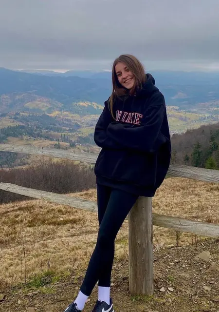 Анна з Градизьк, шукаю на сайті спілкування