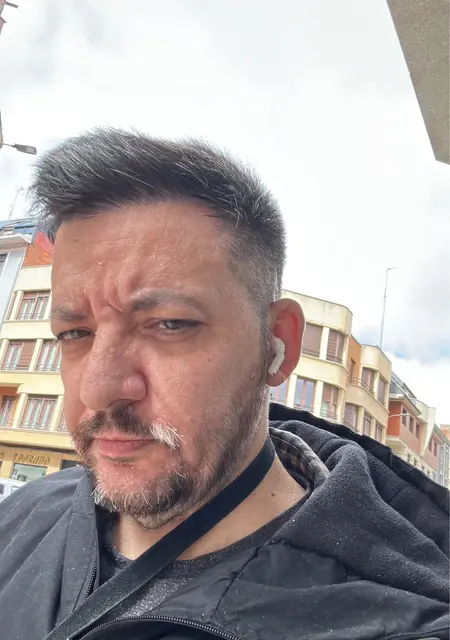 Soy Jose, 46 años de León, busco conocer gente para relación a largo plazo