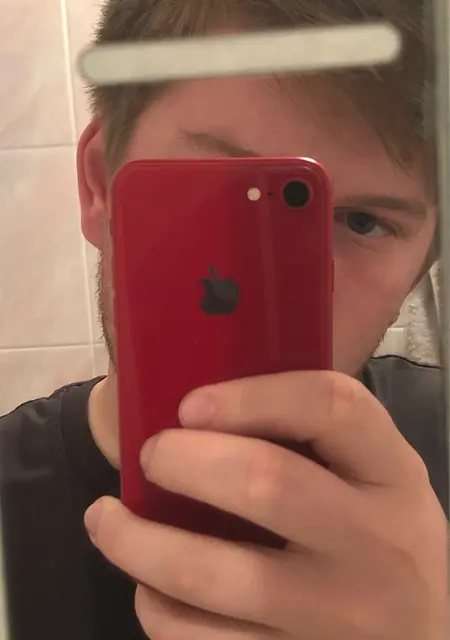 Павло з Нетішин, мені 24 років, познайомлюсь для вірт