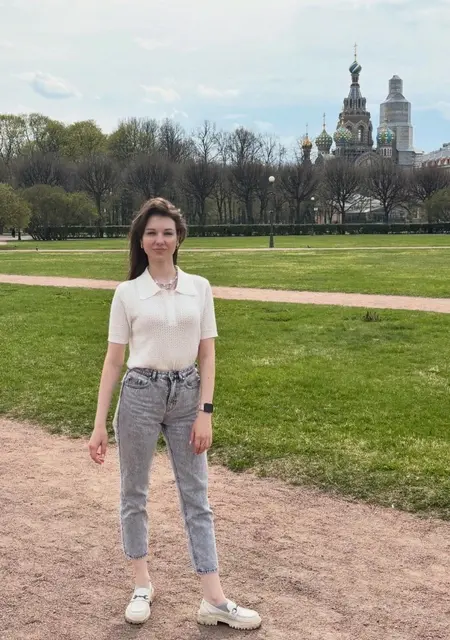Екатерина из Карай, мне 27, познакомлюсь для общения