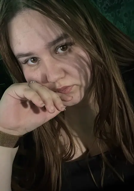 Лерка из Запорожья, ищу на сайте знакомства без обязательств