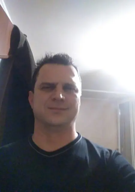 Я Александр, 49, из Чугуева, ищу знакомство для постоянных отношений