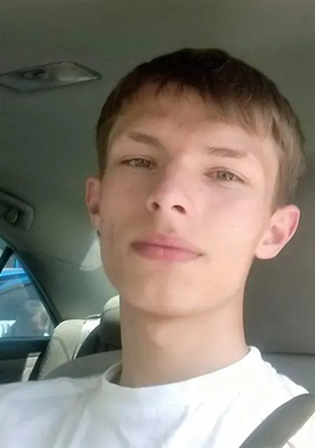 Я Влад, 28 років, знайомлюсь без зобов'язань у Обухів