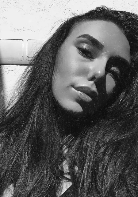 Я Ульяна, 25, из Гомеля, ищу знакомство для дружбы