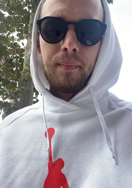 Soy Rubio, 33 años, conociéndome para relación sin ataduras en Mostoles