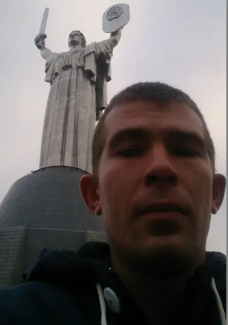 Игорь з Енергодар, мені 32 років, познайомлюсь для вірт