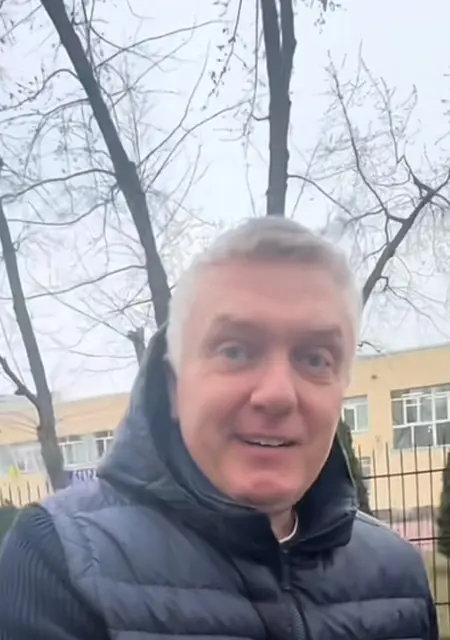 Даня из Киева, мне 51, познакомлюсь для приятного времяпровождения