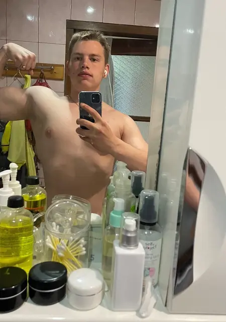 Я Никит, 19 років, знайомлюсь на одну ніч у Кілія