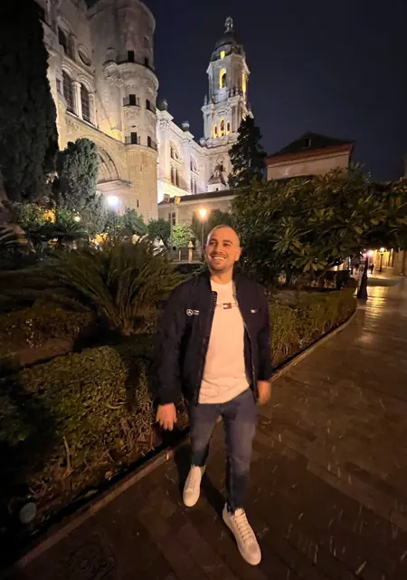 Я Dominic, 24, знакомлюсь без обязательств в Малаге