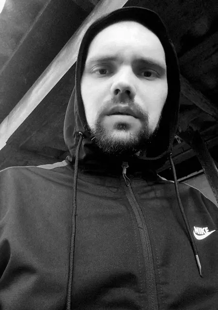 Руслан з Охтирка, мені 28 років, познайомлюсь без зобов'язань