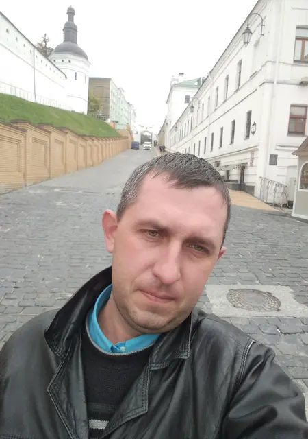 Я Ярослав, 42, из Бобровиця, ищу знакомство для совместных путешествий