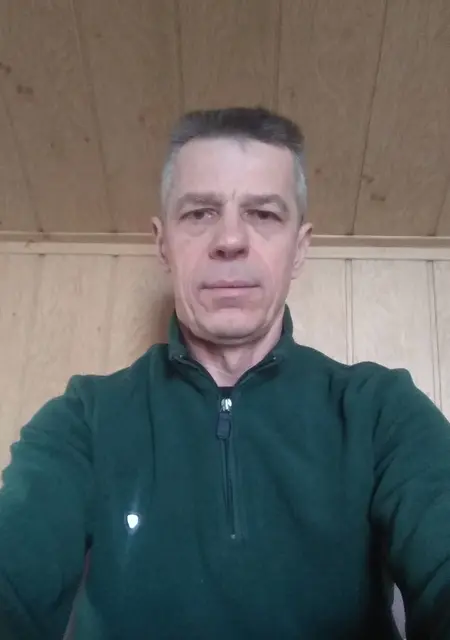 Сергей з Сміла, шукаю на сайті знайомства без зобов'язань