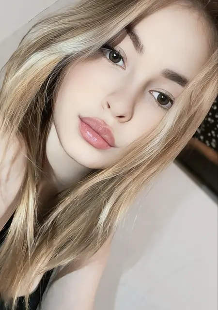 Sashka из Киева, ищу на сайте приятное времяпровождение