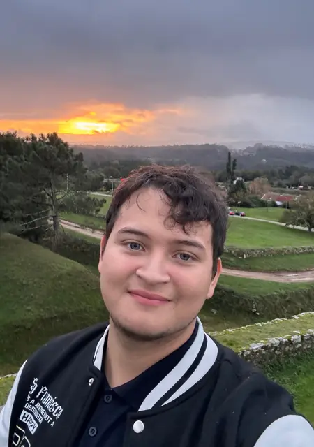 Pedro из Валенсии, ищу на сайте знакомства на одну ночь