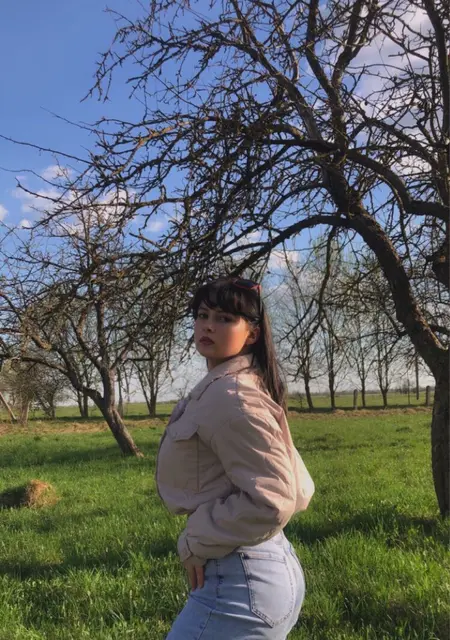 Александра из Молодечно, ищу на сайте приятное времяпровождение