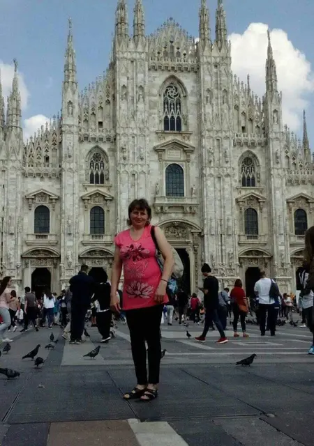 Я Алина, 37, из Чернигова, ищу знакомство для приятного времяпровождения