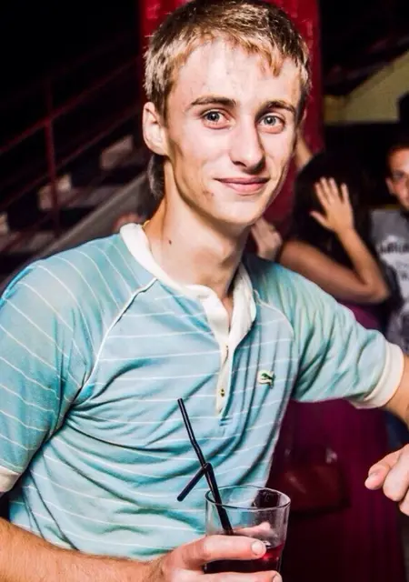 Виталий из Винницы, мне 31, познакомлюсь для общения