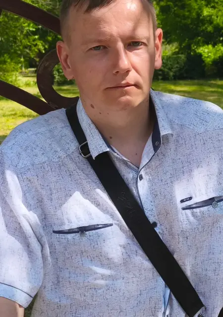 Николай из Луганска, мне 40, познакомлюсь на одну ночь