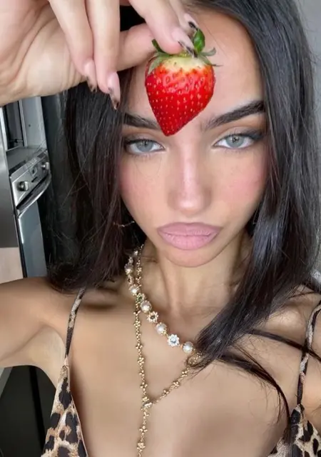 Soy Ella, 19 años, conociéndome para viaje en Madrid