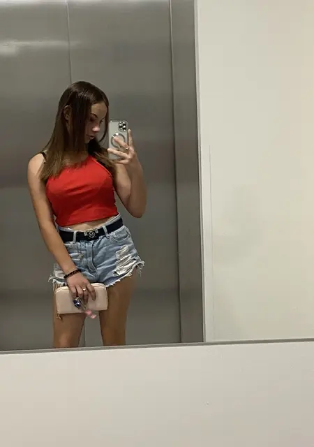 Вікторія з Богородчани, мені 21 років, познайомлюсь для відкриті стосунки