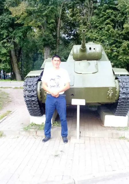 Я Толя, 38 років з Верхньодніпровськ, шукаю знайомства без зобов'язань