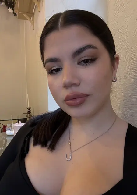 Соня из Одессы, мне 24, познакомлюсь для постоянных отношений