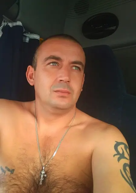 Vova з Миколаєва, шукаю на сайті знайомства на одну ніч