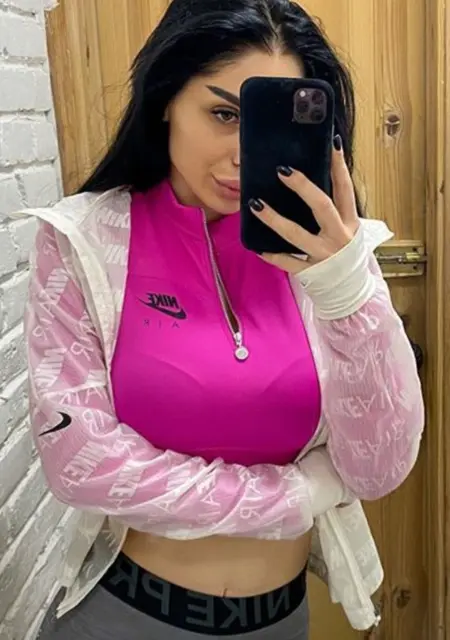 Я Алина, 28 років, знайомлюсь на одну ніч у Павлоград