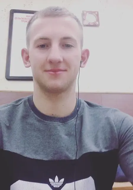 Я Алексей, 27, из Пружанов, ищу знакомства без обязательств