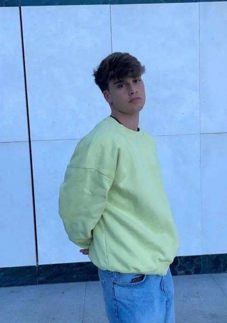 Guillem de Torredembarra, tengo 24 años, listo para conocer para lío de una noche
