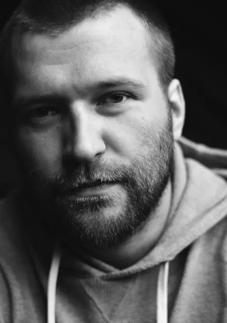 Александр из Луганска, мне 35, познакомлюсь для постоянных отношений