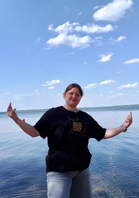 Я Аделина, 21, знакомлюсь без обязательств в Минске