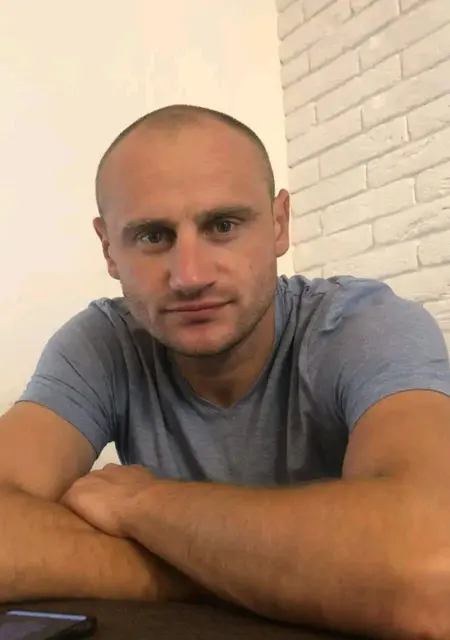 Микола з Чортків, шукаю на сайті знайомства на одну ніч