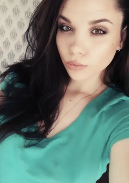 Я Agata, 23 років, знайомлюсь на одну ніч у Кам'янському