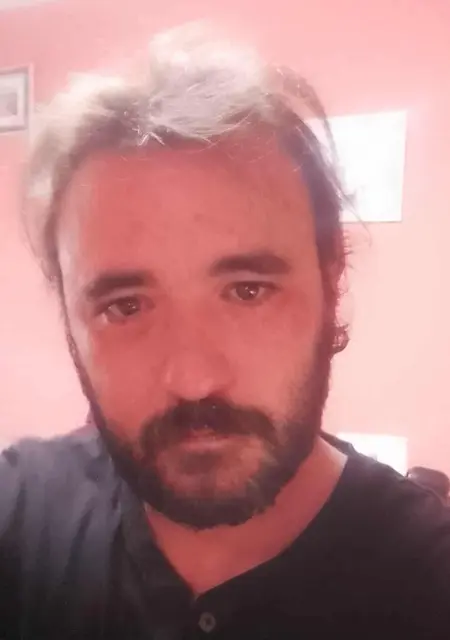 Sergio Sanchez de Paracuellos de Jarama, tengo 40 años, listo para conocer para relación a largo plazo