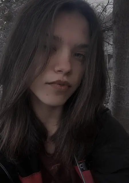 Оля з Івано-Франківськ, шукаю на сайті спілкування