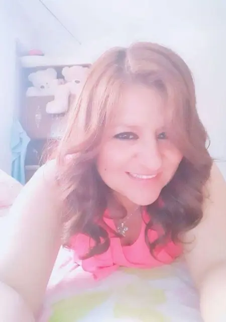 Soy Catrachita, 41 años de Madrid, busco conocer gente