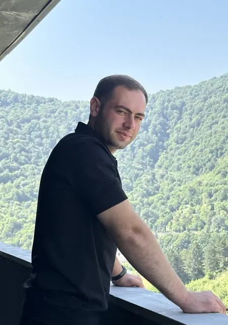 Vahe из Еревана, ищу на сайте приятное времяпровождение