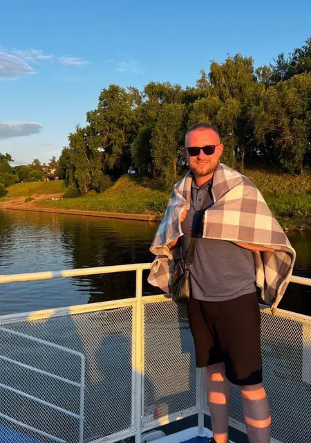 Я Кирилл, 29, знакомлюсь для открытые отношения в Брюсселе