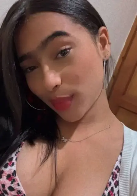 Licet de Madrid, tengo 19 años, lista para conocer