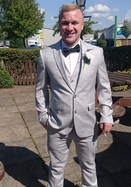 I'm Dave, 26, looking to meet in London