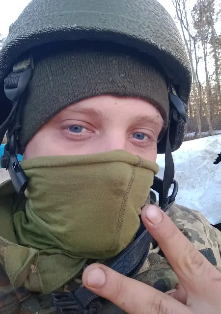 Я Артем, 30 років, знайомлюсь на одну ніч у Шостке