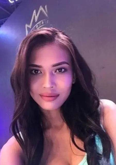 Я Айнур, 29, знакомлюсь без обязательств в Караганде