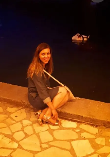 Soy Silviya, 40 años de Madrid, busco conocer gente